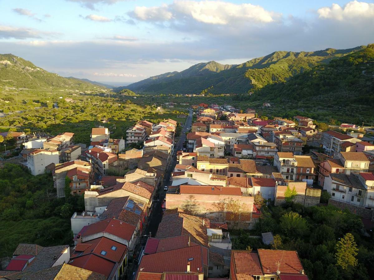 Casa Catena ฟรานกาวิลลา ดิ ซิชิเลีย ภายนอก รูปภาพ